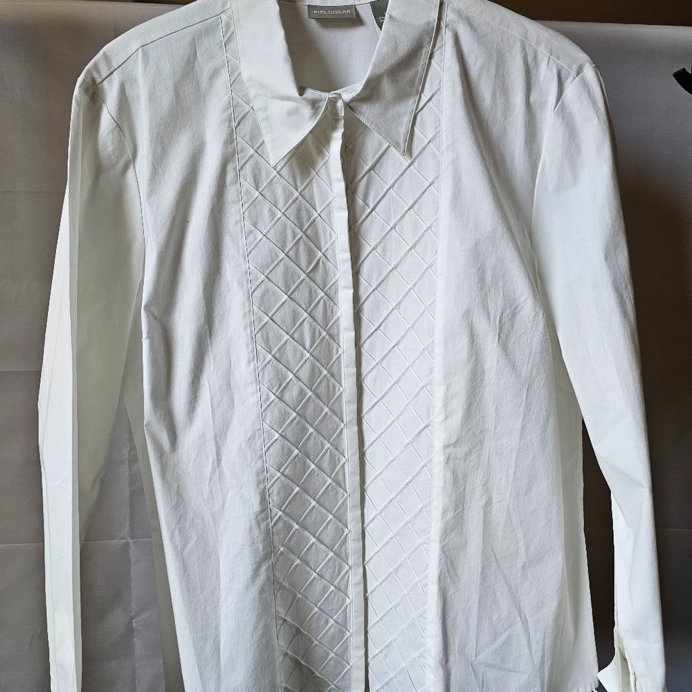 NWOT Fieldgear White Cotton Fitted Blouse - Size XL